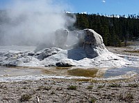 Yellowstone Old faithfull Grotto Geyser (1).JPG